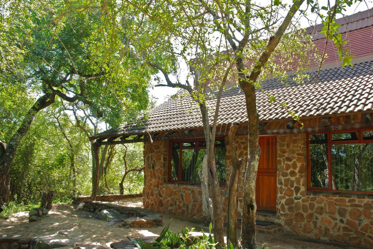 Hlane Royal National Park Villa Simunye Exterior photo